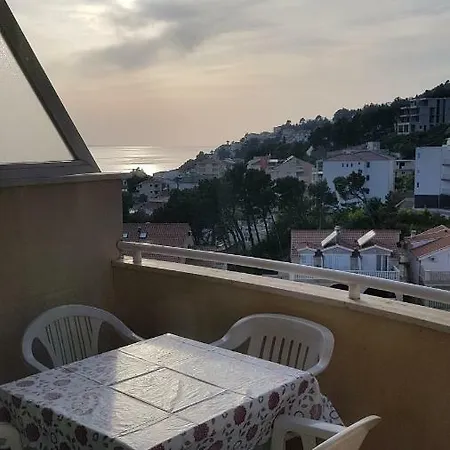Mediteraneo Apartment