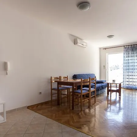 Mediteraneo Apartament